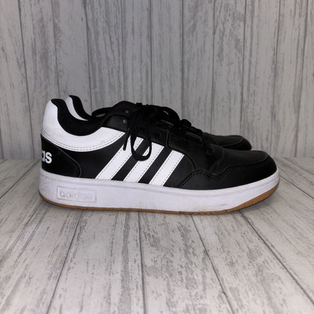 Boys Size 6 Adidas Hoops 3.0 EUC